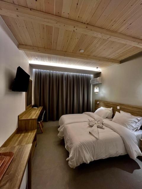 Paradise Hotel ซาโมส ภายนอก รูปภาพ